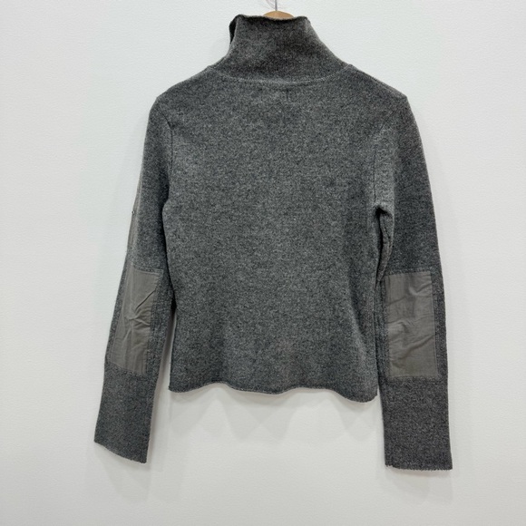 Vintage Abercrombie & Fitch Wool Sweater Sz Medium Lambswool gray silver - Picture 3 of 4